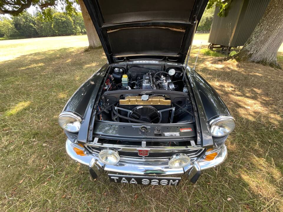 Imagen 31/45 de MG MGB GT (1974)