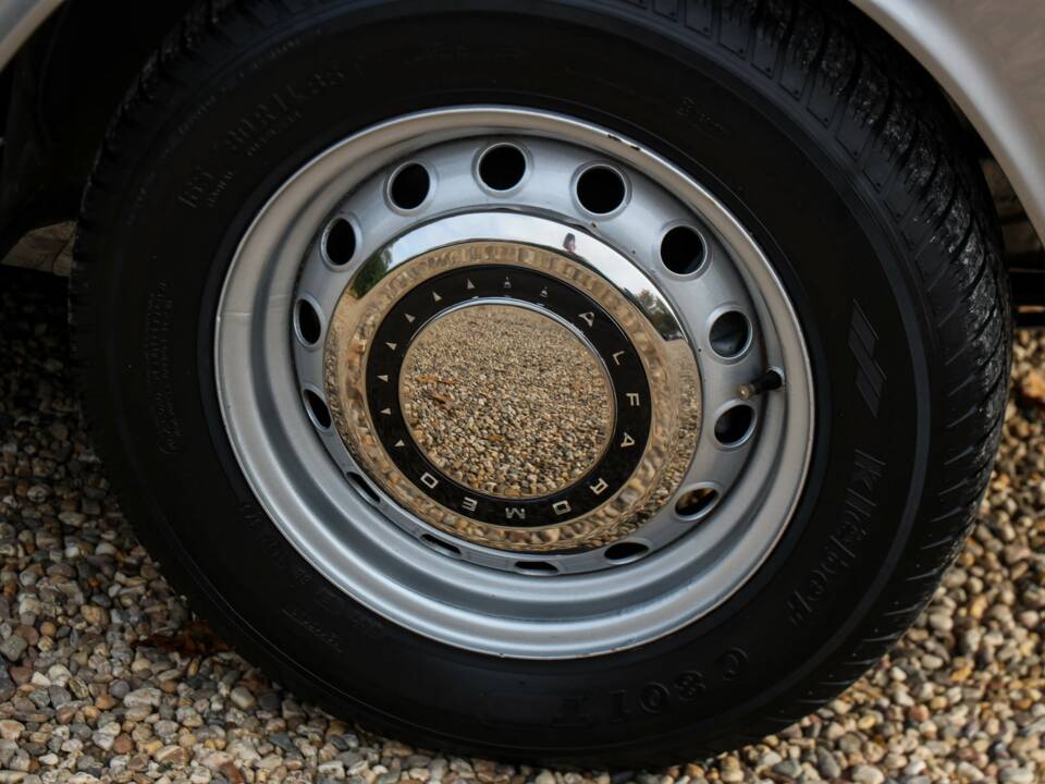 Afbeelding 42/50 van Alfa Romeo 1750 GT Veloce (1969)