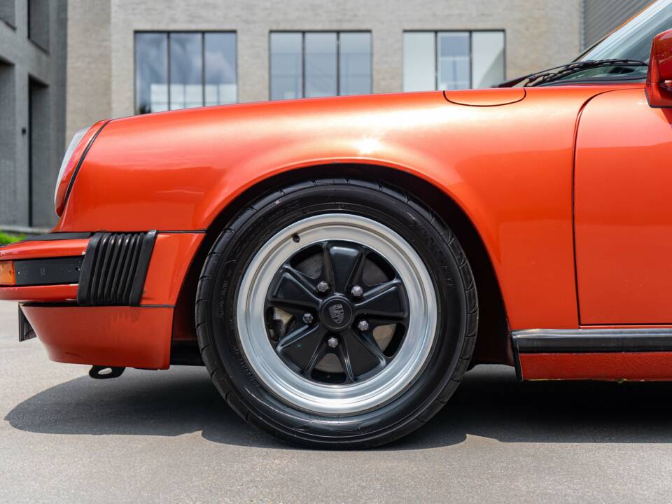Imagen 12/41 de Porsche 911 SC 3.0 (1982)