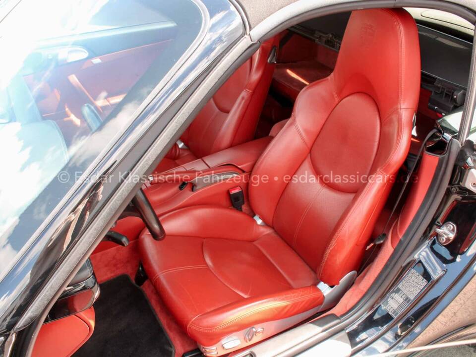 Image 18/25 of Porsche 911 Carrera 4S (2009)