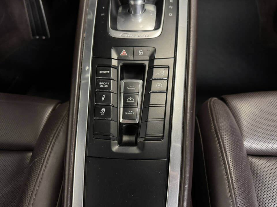 Image 24/50 de Porsche 911 Carrera S (2013)