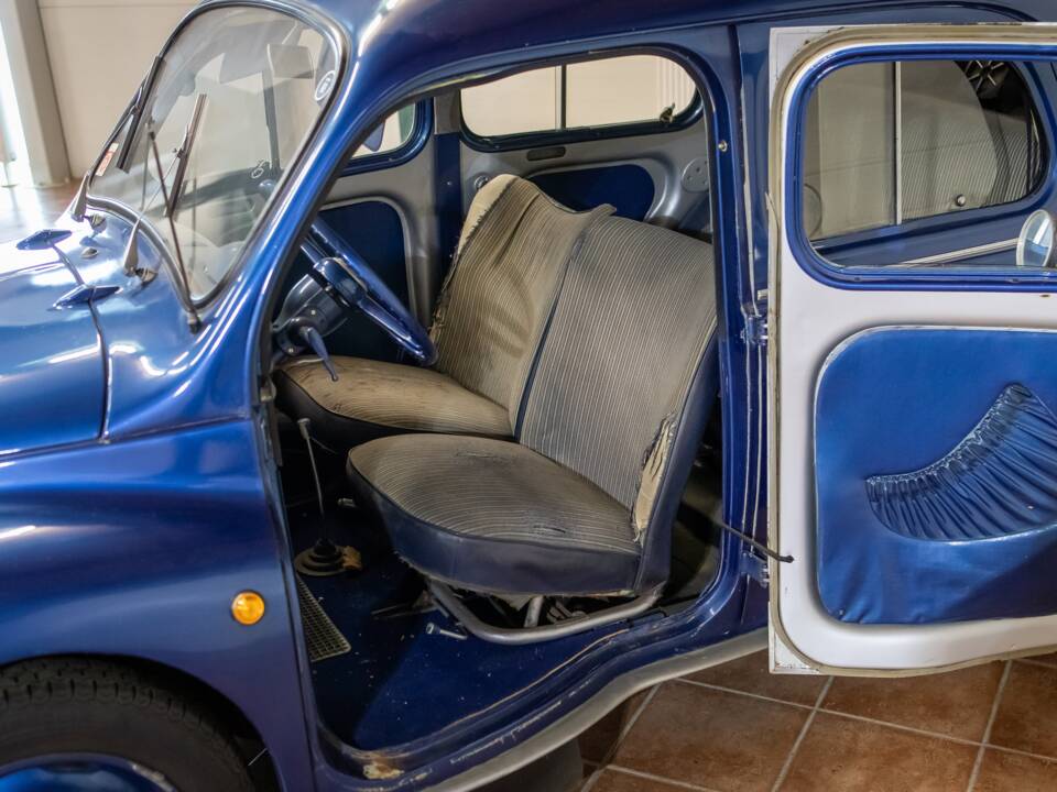 Bild 13/23 von Renault 4 CV (1960)