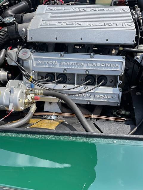 Afbeelding 9/12 van Aston Martin V8 Volante (1982)