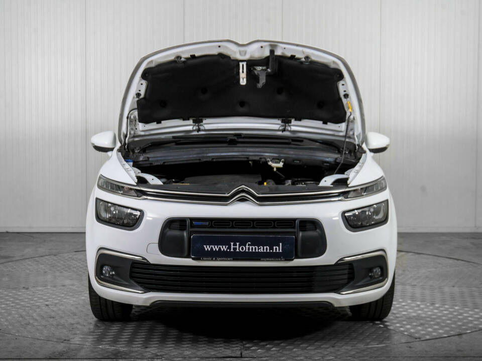 Image 40/50 of Citroën C4 Picasso 1.2 PureTech 130 (2017)