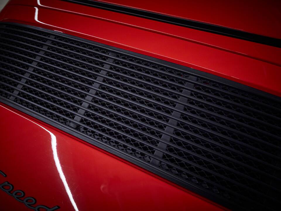 Immagine 34/96 di Porsche 911 Speedster 3.2 (1989)
