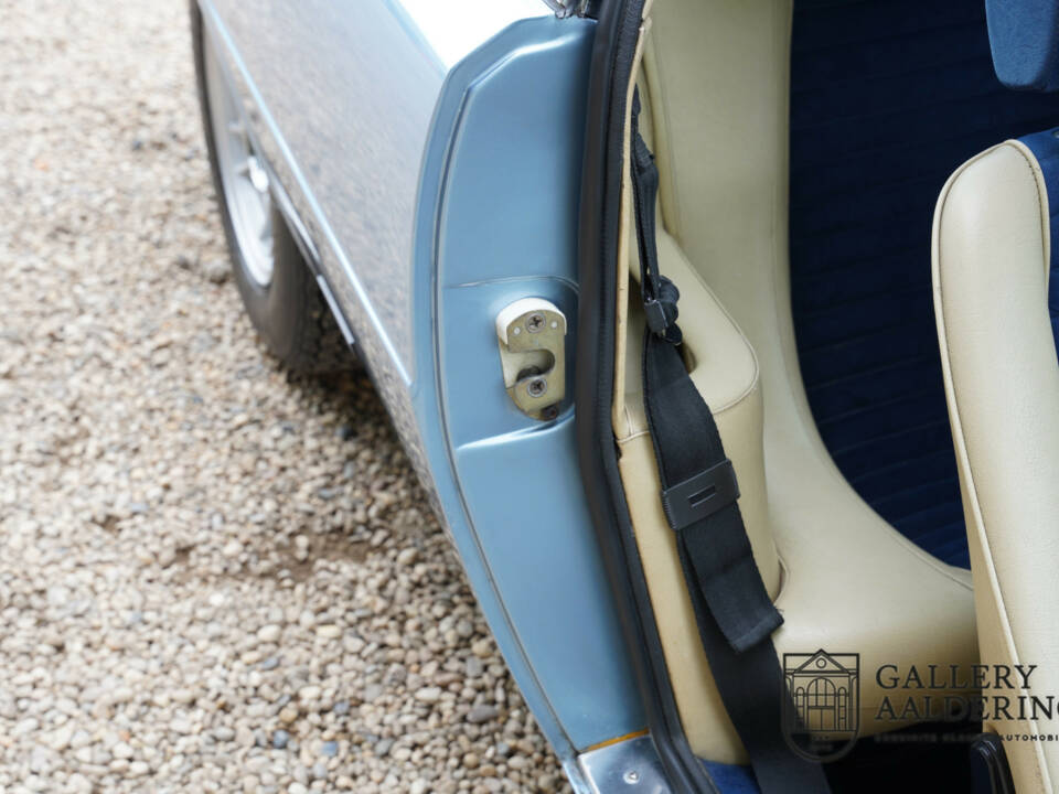 Image 28/50 of Ferrari Dino 208 GT4 (1976)