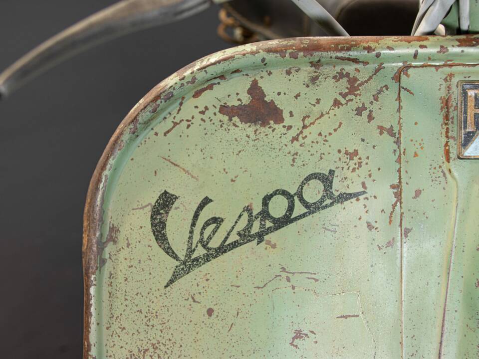 Image 43/50 de Piaggio Vespa 125 (1953)