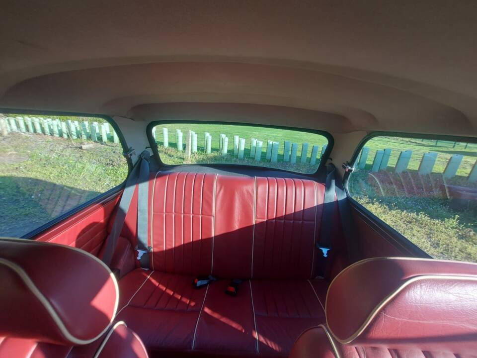 Image 15/59 of Rover Mini Cooper 40 - Limited Edition (2000)