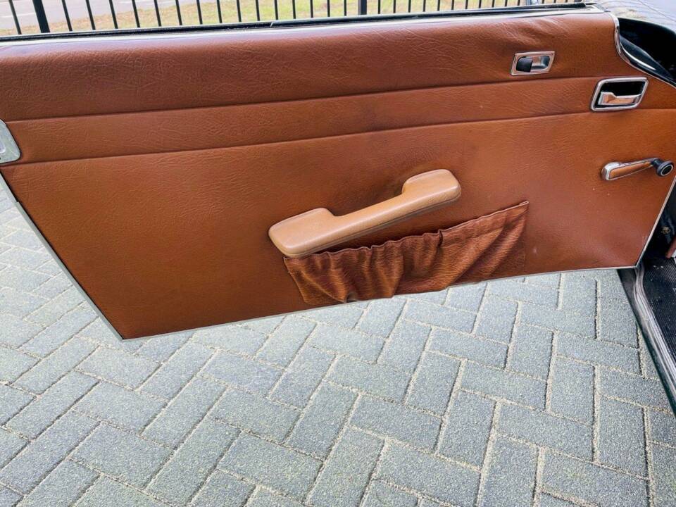 Image 24/36 de Mercedes-Benz 280 SL (1970)