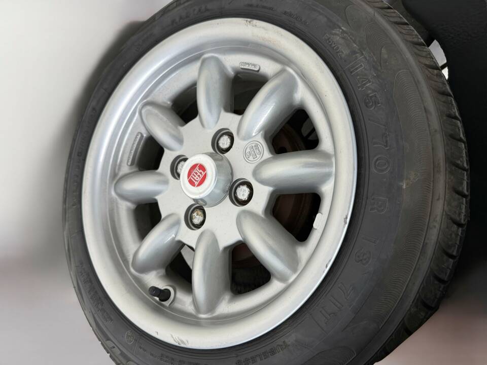 Immagine 12/16 di SEAT 600 E (1973)