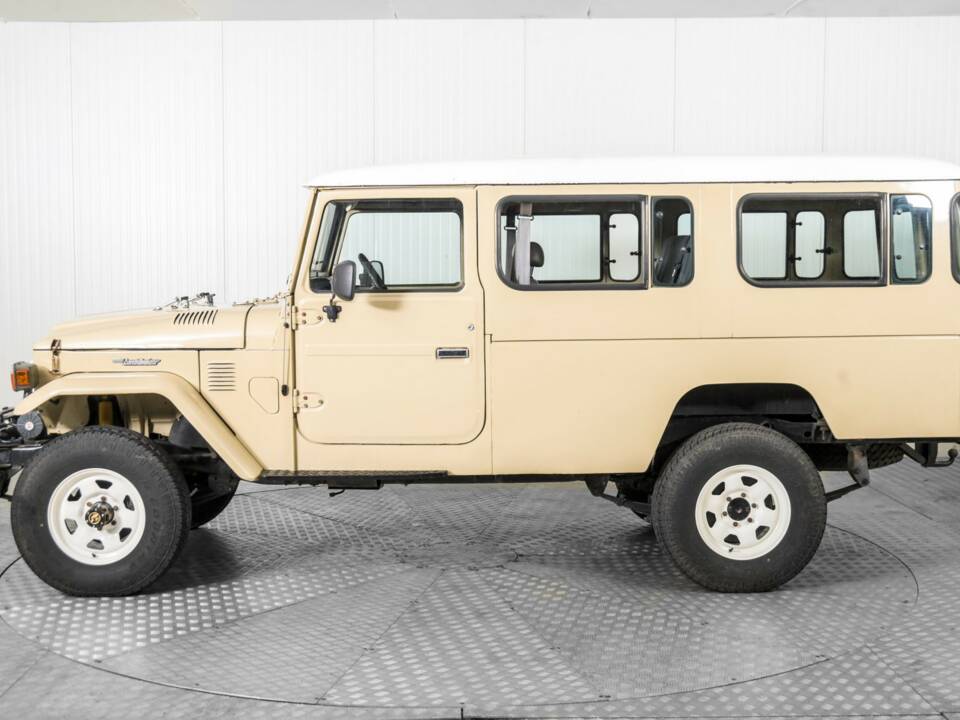 Bild 9/50 von Toyota Landcruiser BJ 45 (1982)