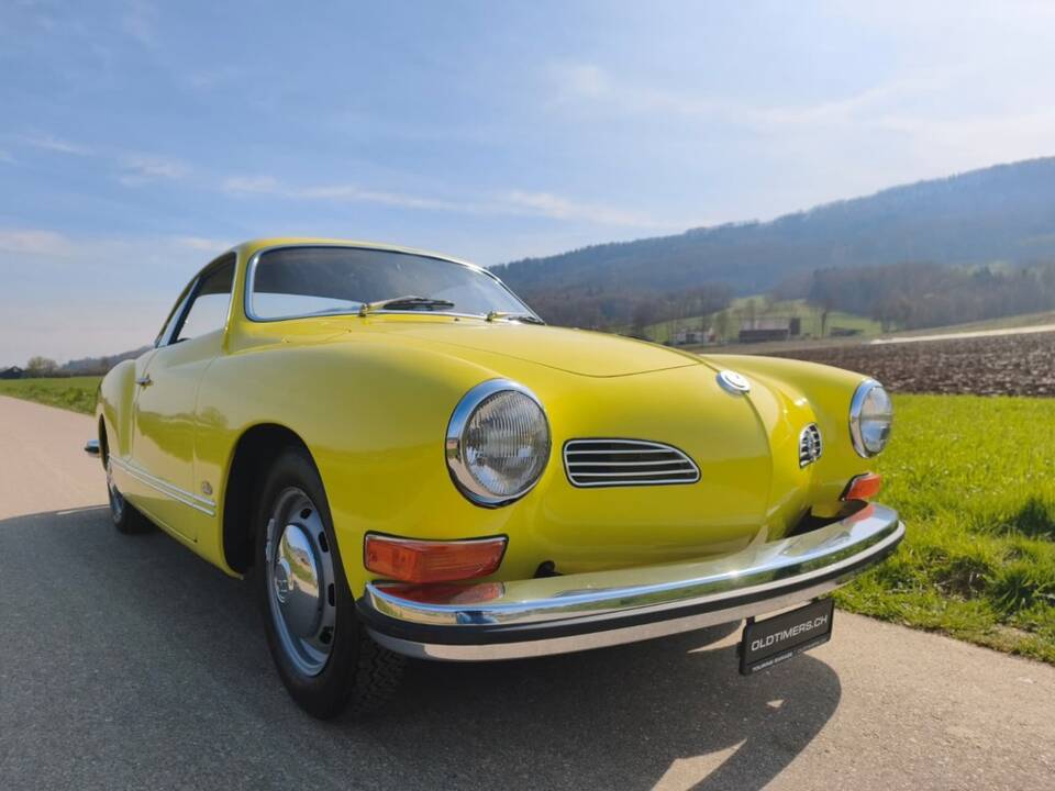 Image 17/21 of Volkswagen Karmann Ghia 1600 (1972)