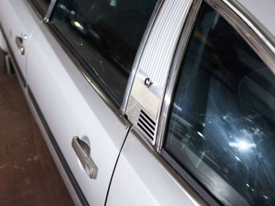 Afbeelding 45/47 van Citroën CX Prestige injection (1982)