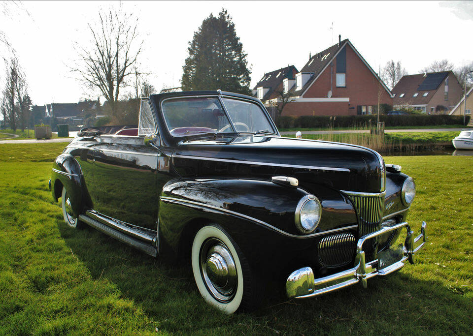 Bild 1/7 von Ford Super Deluxe (1941)