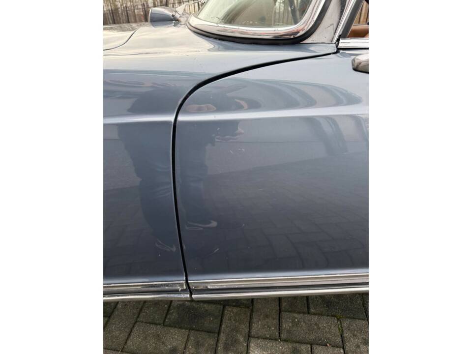 Immagine 27/50 di Mercedes-Benz 280 SL (1969)