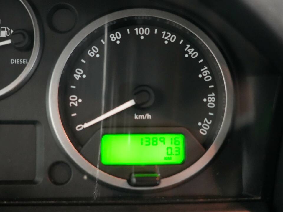 Imagen 25/34 de Land Rover Defender 90 (2012)