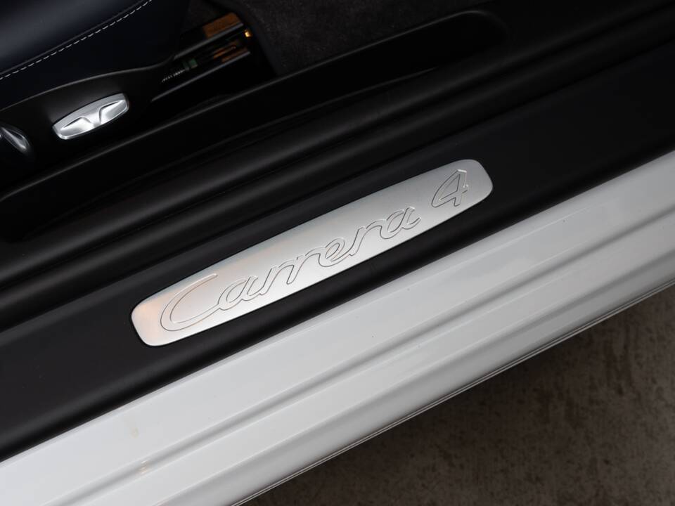 Image 35/40 of Porsche 911 Carrera 4 (2009)