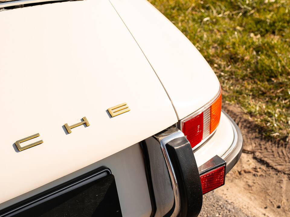 Image 20/47 de Porsche 911 2.2 S (1970)