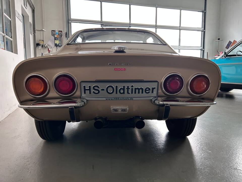 Image 8/35 of Opel GT 1900 (1970)