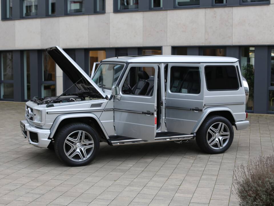 Image 45/64 of Mercedes-Benz G 400 CDI (LWB) (2004)