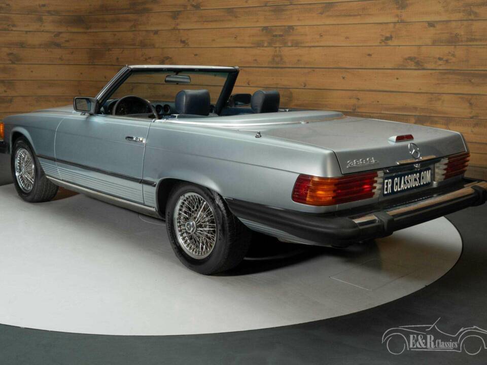 Image 15/19 of Mercedes-Benz 380 SL (1983)