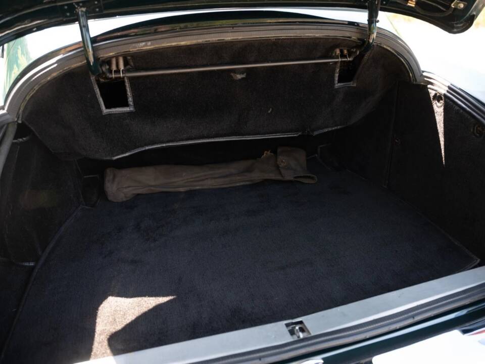 Afbeelding 66/76 van Aston Martin DB 4 (1961)