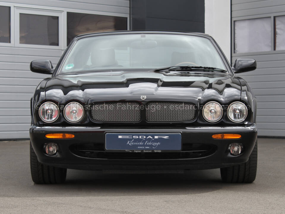 Image 17/29 de Jaguar XJR 4.0 (1998)