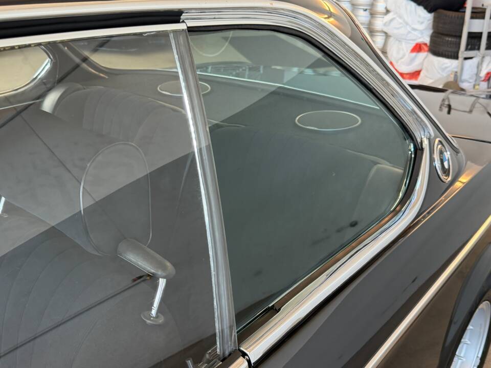 Bild 39/69 von BMW 3,0 CSi (1975)