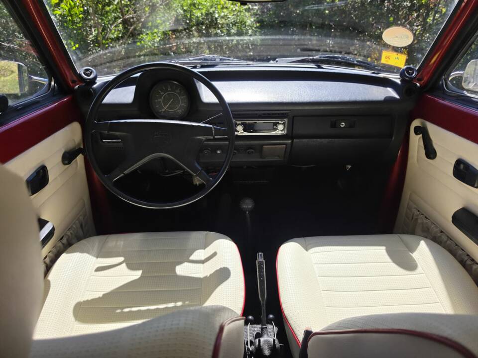 Image 2/8 de Volkswagen Käfer 1303 LS (1977)