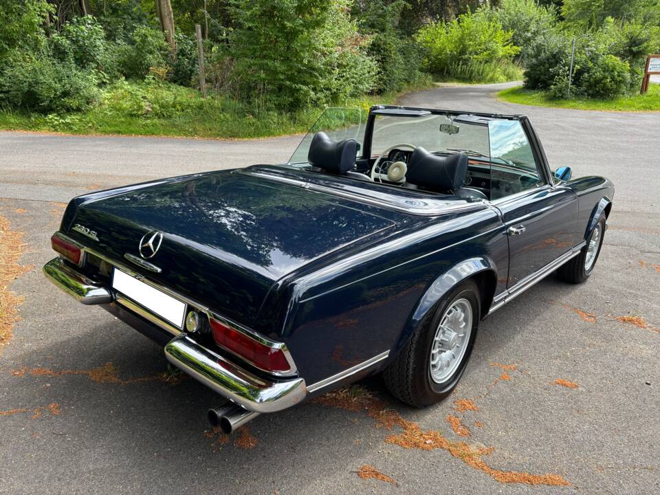 Imagen 3/53 de Mercedes-Benz 230 SL (1965)