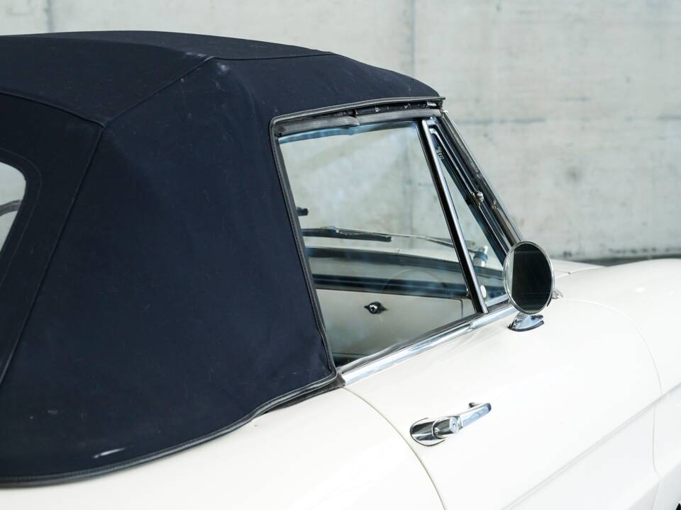 Image 29/50 of Alfa Romeo 1600 Spider Duetto (1966)