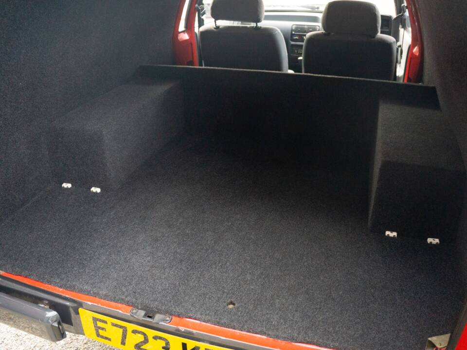 Imagen 20/20 de Ford Escort 1.6 Laser Van (1988)