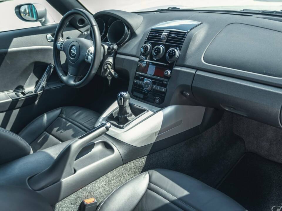 Bild 11/15 von Opel GT (2008)