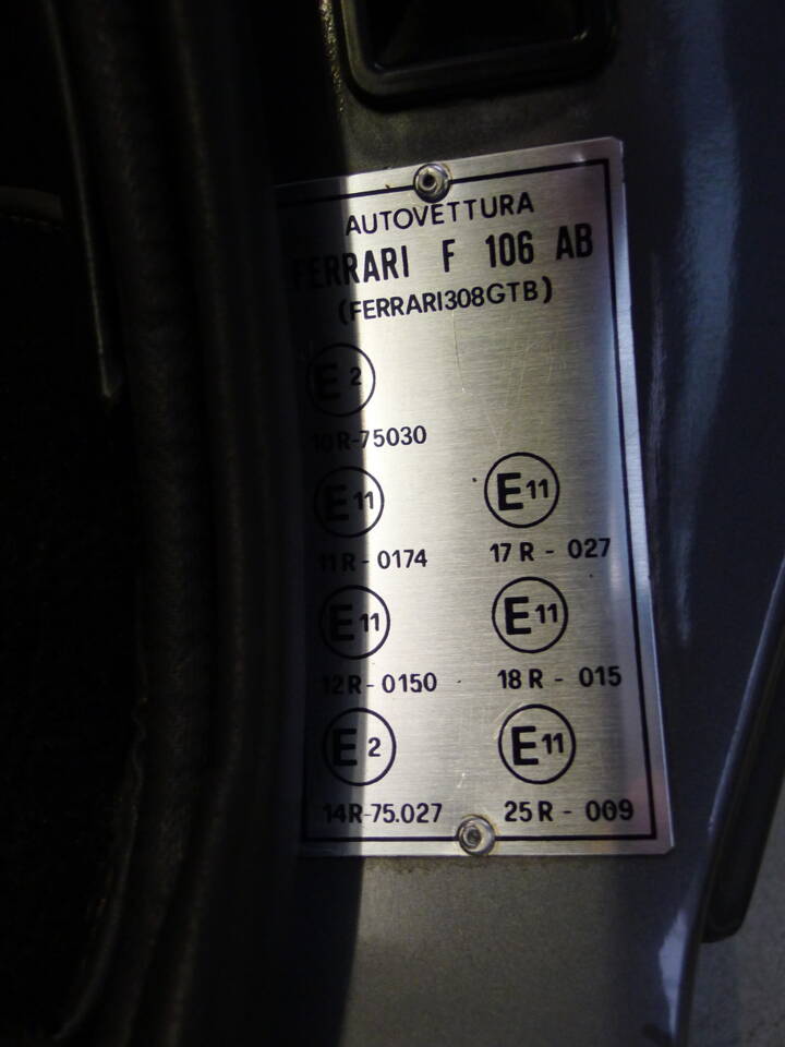Bild 10/40 von Ferrari 308 GTB (1976)