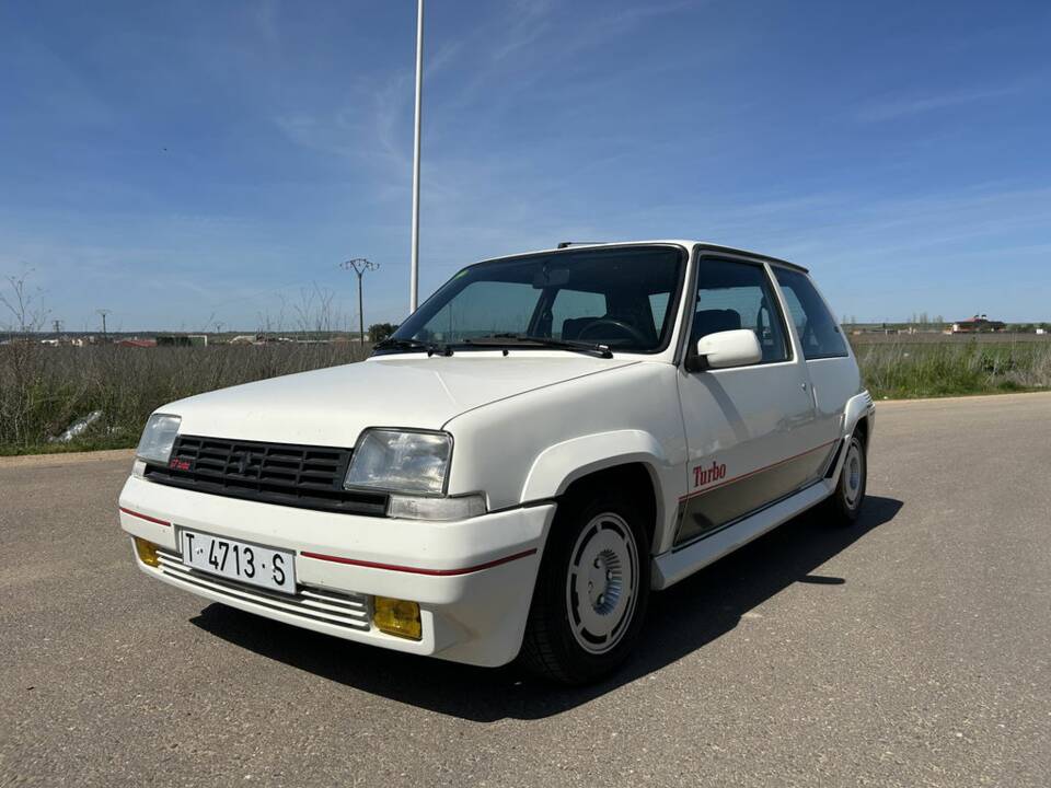 Imagen 4/8 de Renault R 5 GT Turbo (1988)