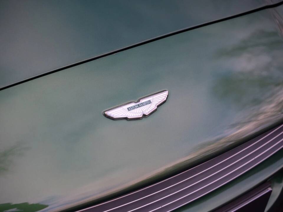 Image 8/27 de Aston Martin DB 7 Vantage (1999)