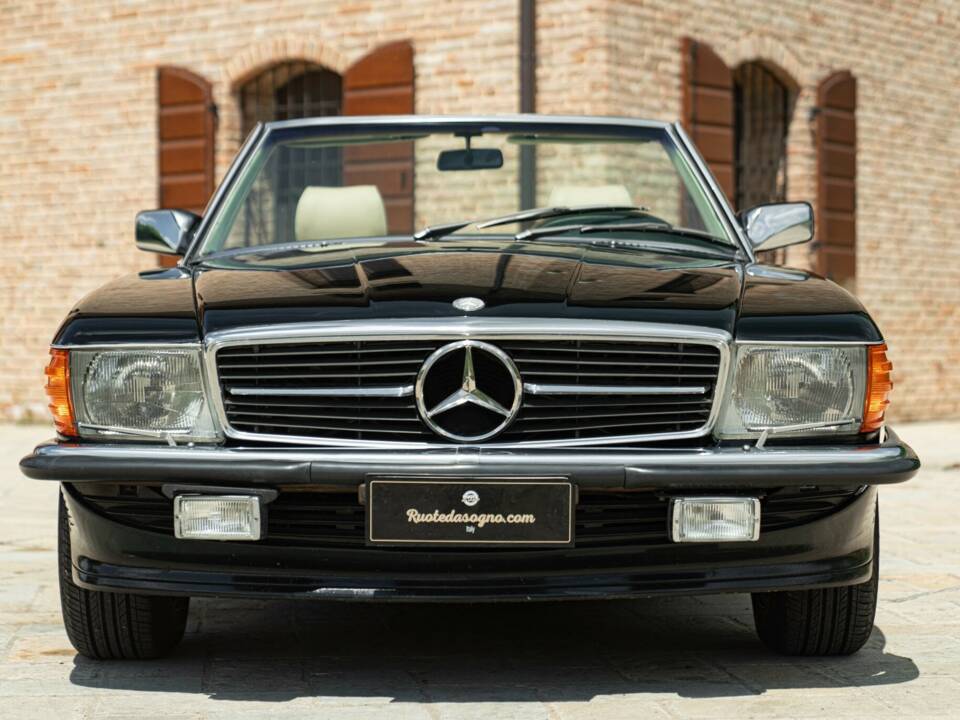 Image 12/50 of Mercedes-Benz 300 SL (1986)