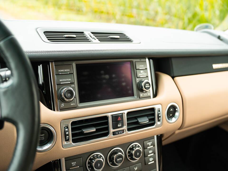Imagen 48/67 de Land Rover Range Rover V8 Supercharged (2012)