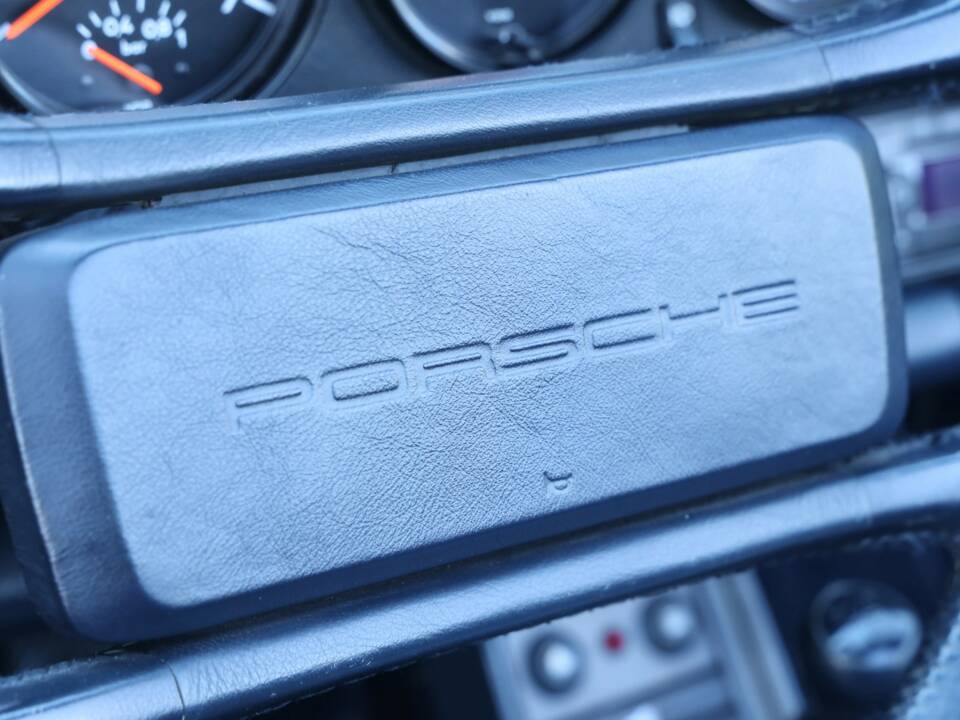 Afbeelding 45/50 van Porsche 911 Turbo 3.3 (1988)