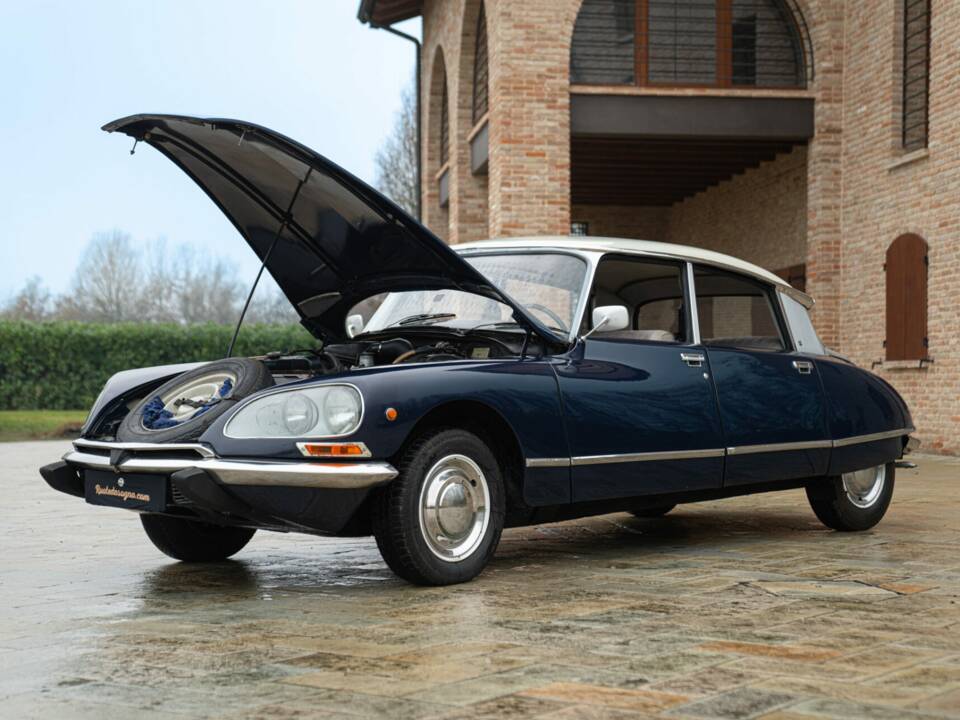 Obraz 48/50 pojazdu Citroën DS 20 (1972)