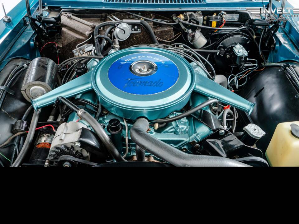 Image 15/16 of Oldsmobile Toronado (1967)