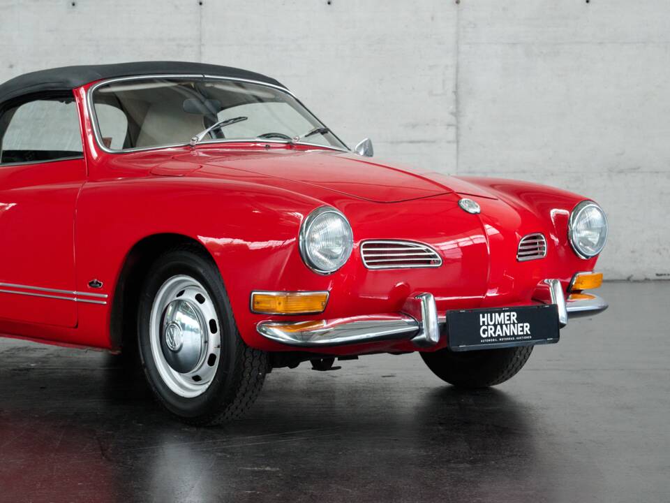 Image 22/50 of Volkswagen Karmann Ghia 1500 (1971)