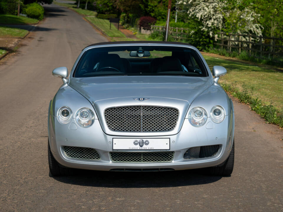 Image 2/12 of Bentley Continental GTC (2008)