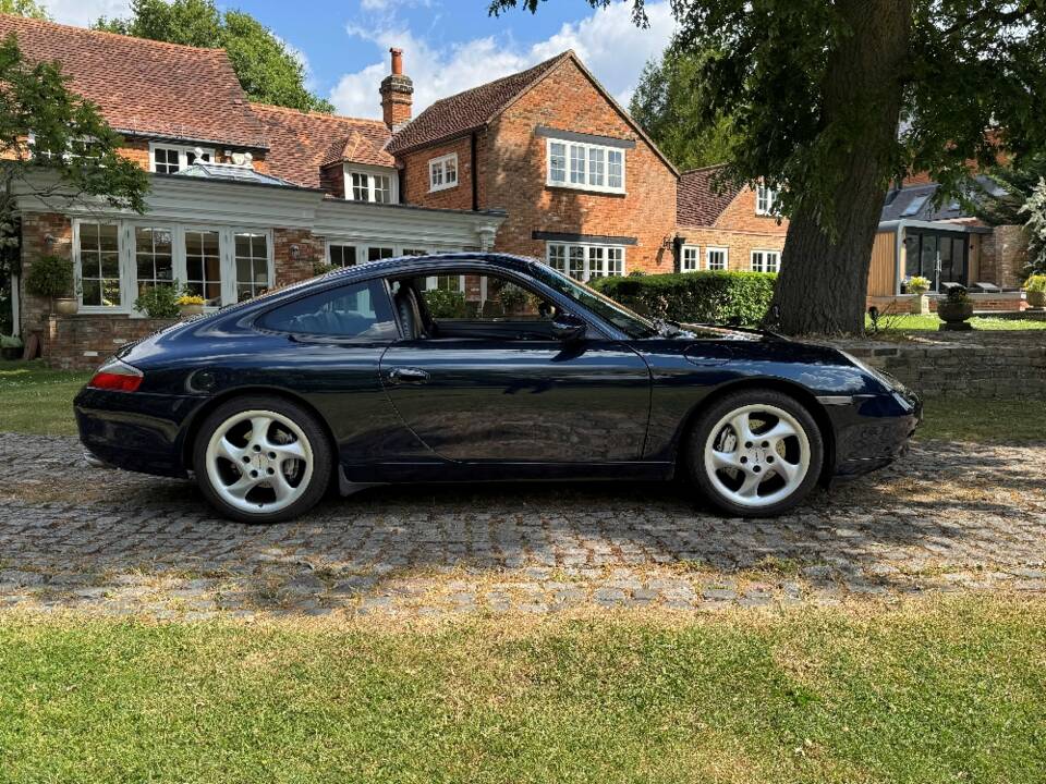 Afbeelding 12/30 van Porsche 911 Carrera 4 (1999)