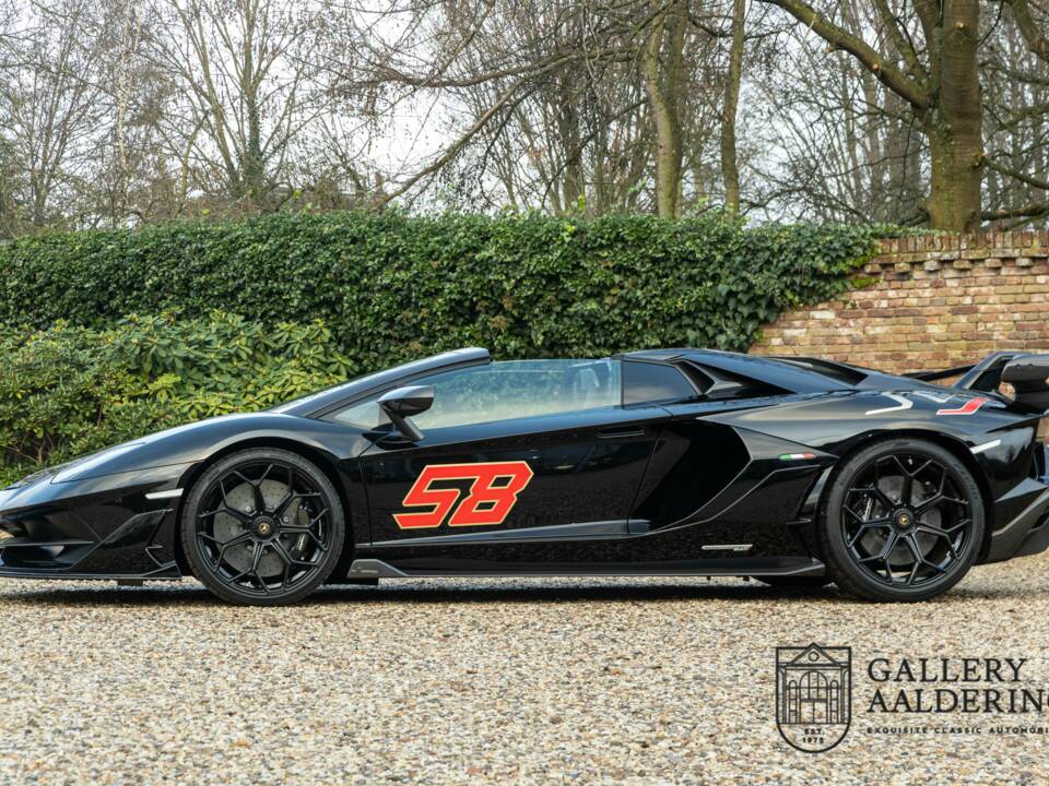 Afbeelding 17/50 van Lamborghini Aventador LP 770-4 SVJ Roadster (2020)
