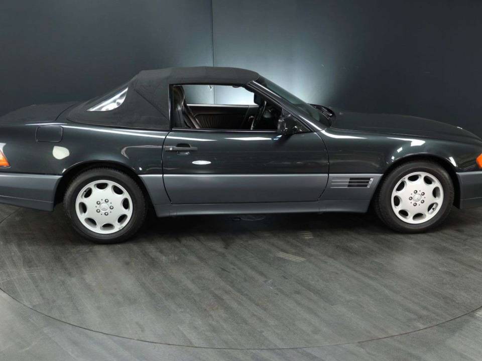 Afbeelding 7/30 van Mercedes-Benz SL 320 (1993)