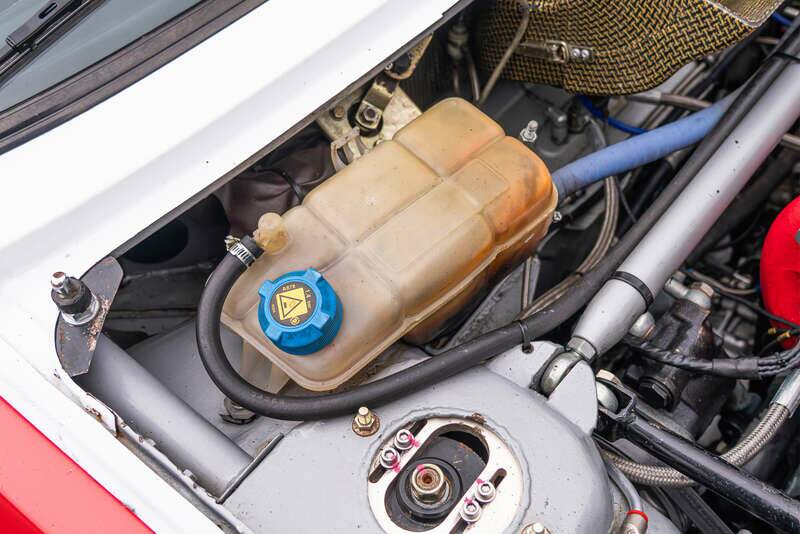 Bild 24/50 von Lancia Delta HF Integrale (1988)