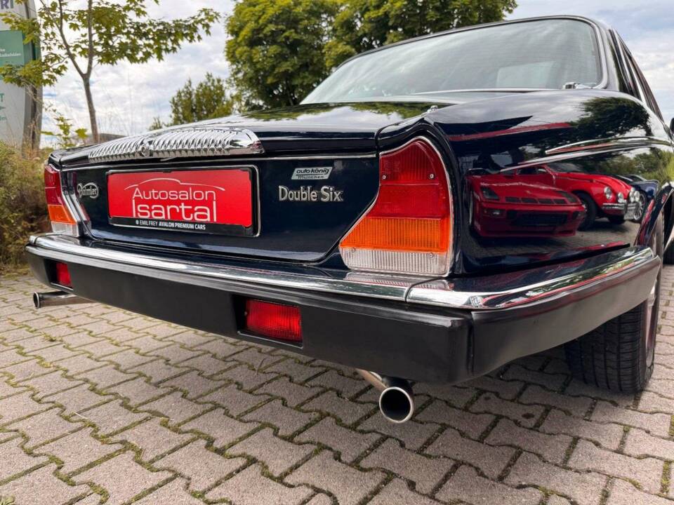 Image 4/20 de Daimler Double Six (1993)