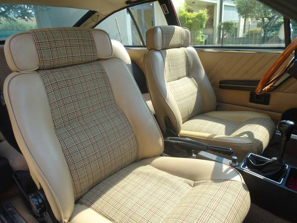 Image 23/35 of Alfa Romeo Alfetta GT 1.6 (1978)