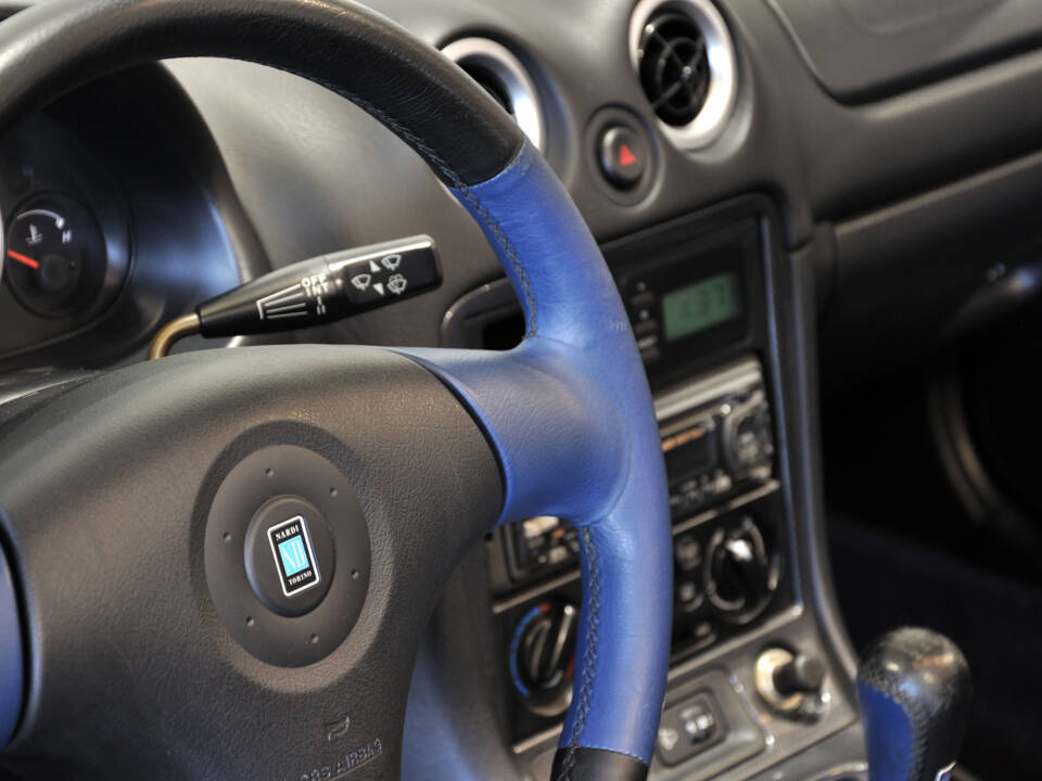 Image 35/47 of Mazda MX-5 1.8 (1999)